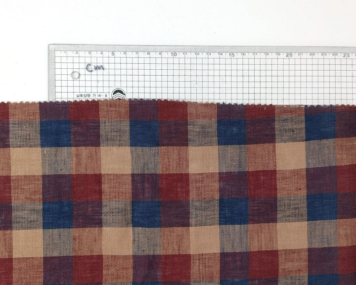 100% Linen Gingham Check in Brown – A Featherweight Classic 7852 - The Linen Lab - Brown