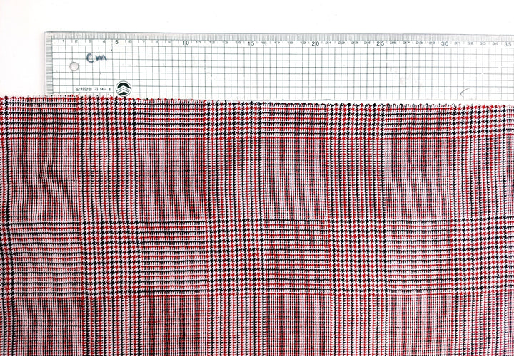 Tricolor Symphony: Linen Cotton Twill Glen Plaid Fabric in Medium Weight – White, Red, and Black 6759