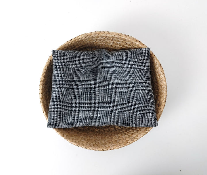 Linen Blend Fabric High Twisted Yarn Navy Glen Plaid Medium Weight 7077 7839 7078 7563 8330