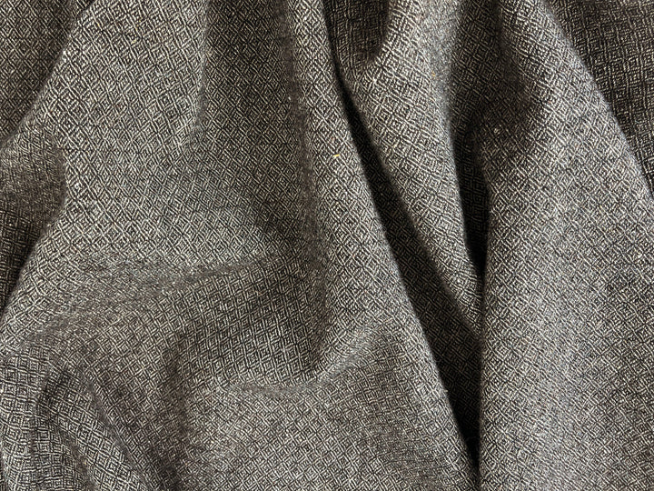 Broken Diamond Twill – Heavyweight Viking Age Linen Wool Fabric 8173 8174 8177