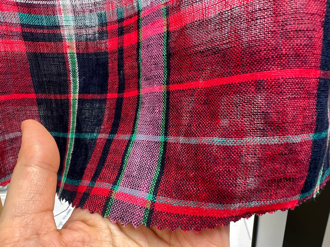 100% Linen Tartan Plaid Fabric – Light–Medium Weight with Soft Handfeel 7981 7982