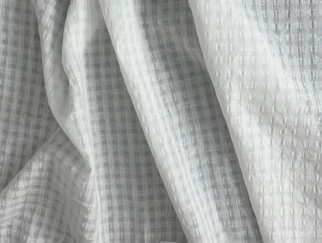 Subtle Seersucker | Linen Cotton Gingham Fabric 8300 8301