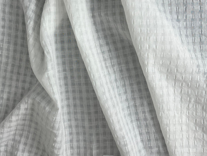 Subtle Seersucker | Linen Cotton Gingham Fabric 8300 8301
