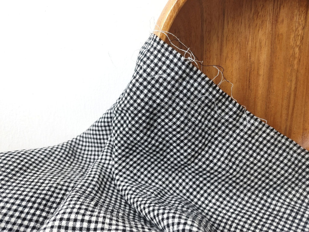 Light Weight Linen Tencel Fabric with Subtle Seersucker Gingham Check in Classic White & Black 6345 - The Linen Lab - Black & White