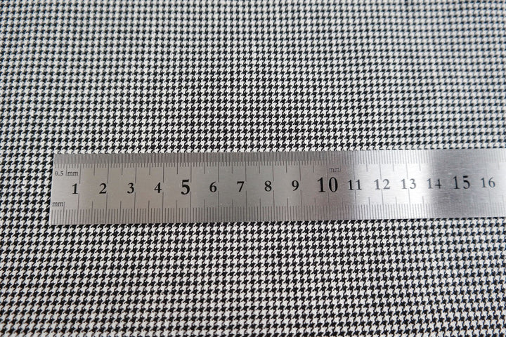Linen Houndstooth Stretch Fabric (6027) - The Linen Lab - White and Black