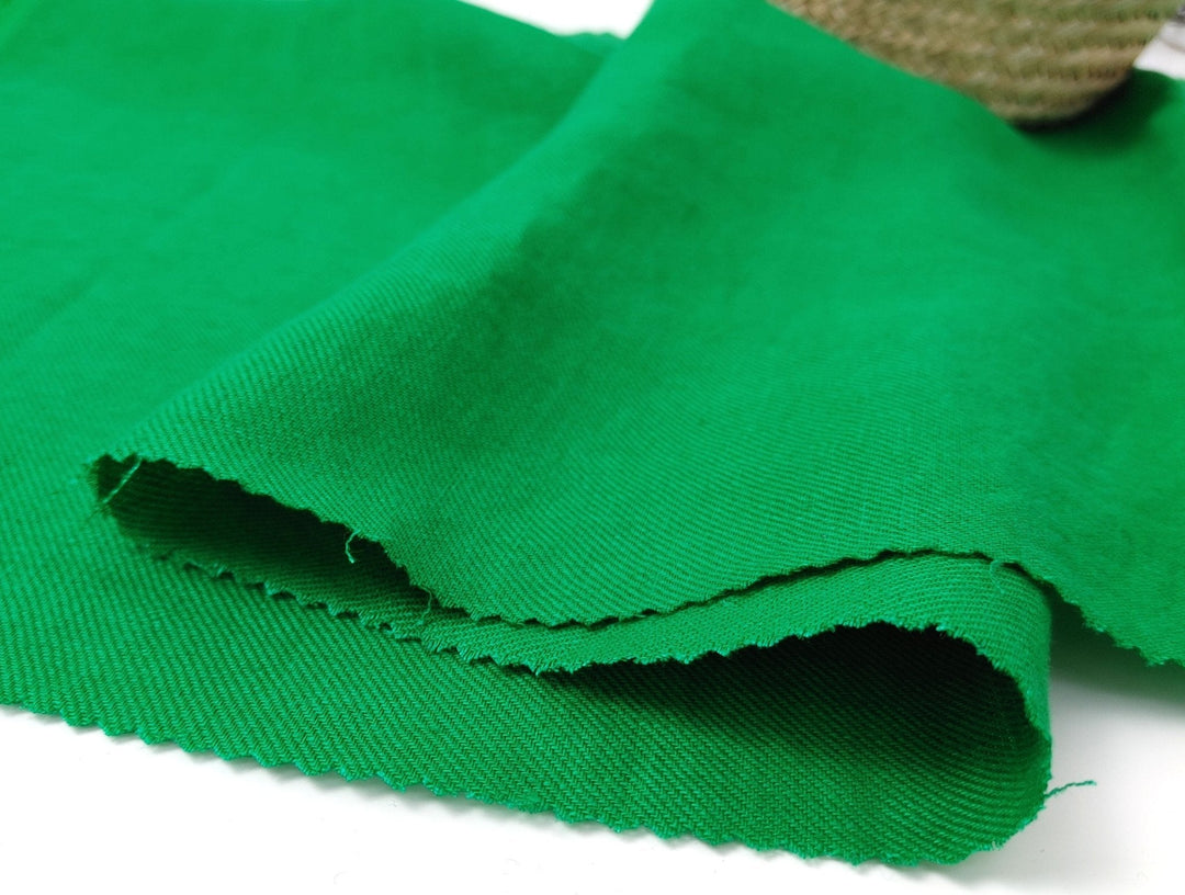 Twill Weave 100% Linen Fabric - Medium Weight in Green 7595 - The Linen Lab - Green